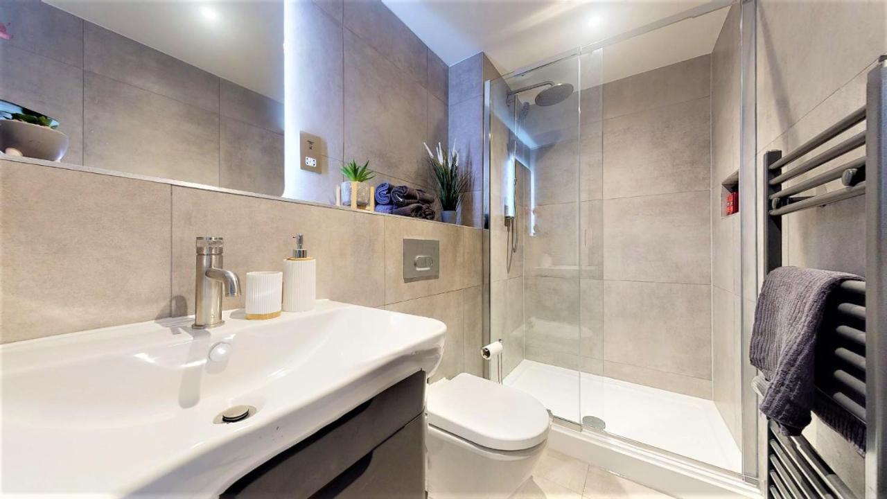 Icona - Luxurious 2 Bed Apartment Йорк Екстериор снимка